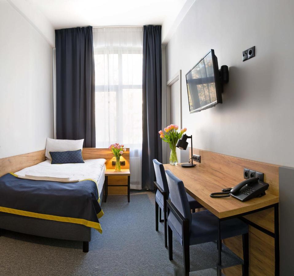 Hotel Mokotow Varsavia Esterno foto